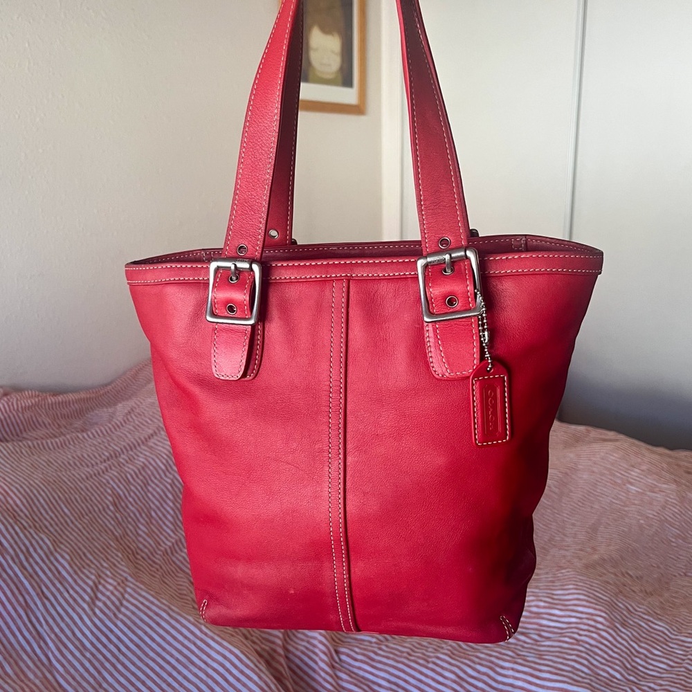 ❌SOLD❌Coach vintage legacy red leather Hampton tote bag